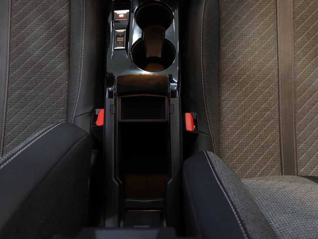 peugeot-208-2025-gasolina-1199cc