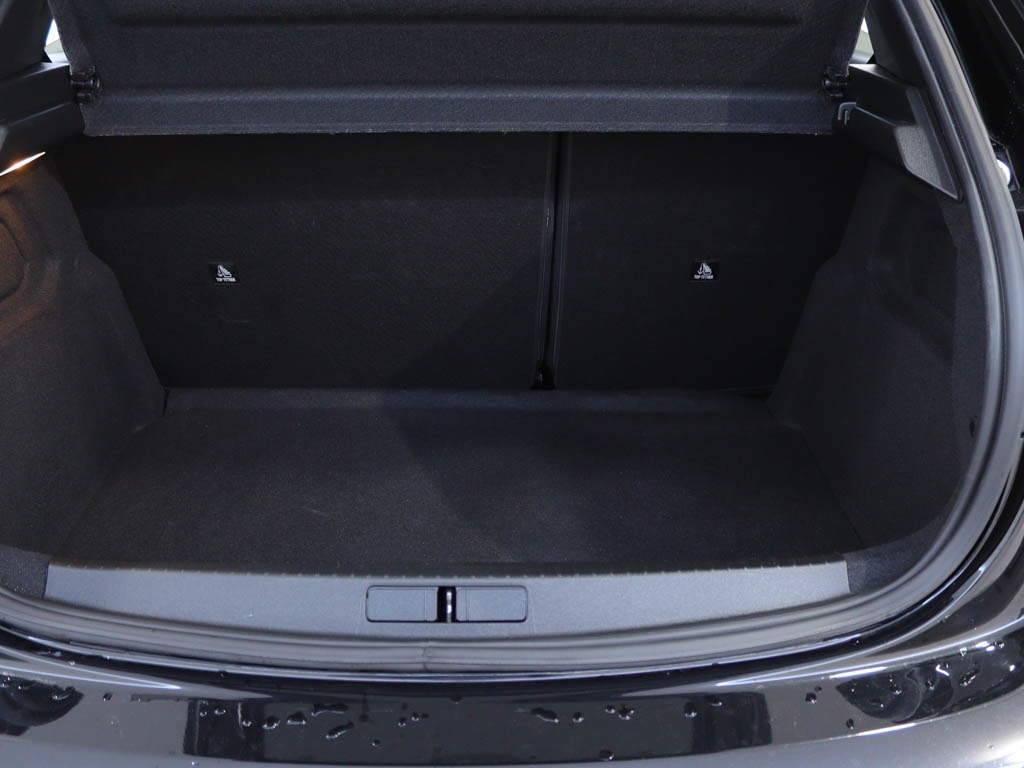 peugeot-208-2025-gasolina-1199cc
