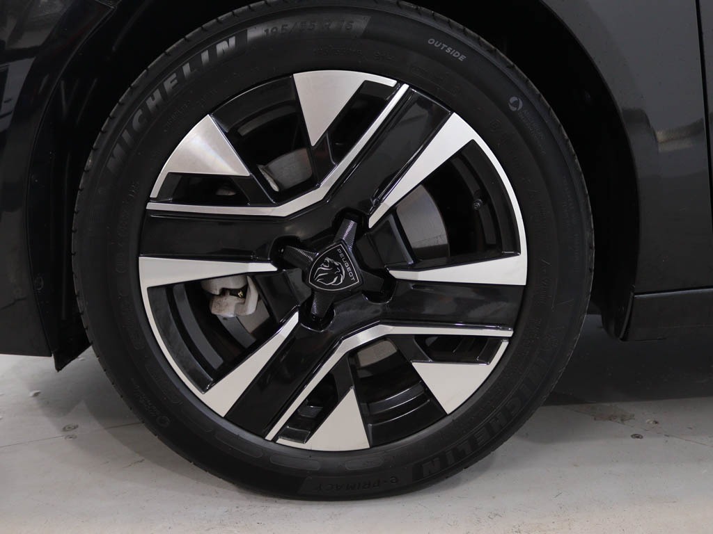 peugeot-208-2025-gasolina-1199cc