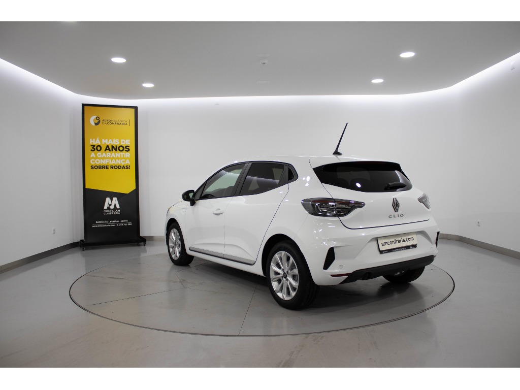 renault-clio-2025-diesel-1461cc