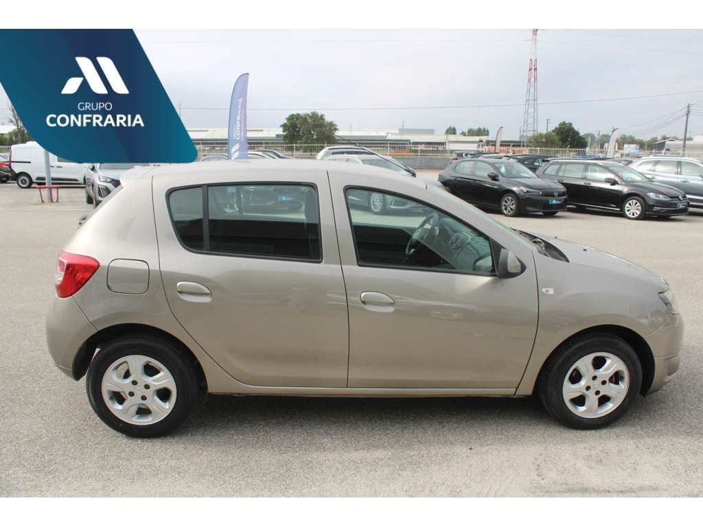 dacia-sandero-2015-diesel-1461cc