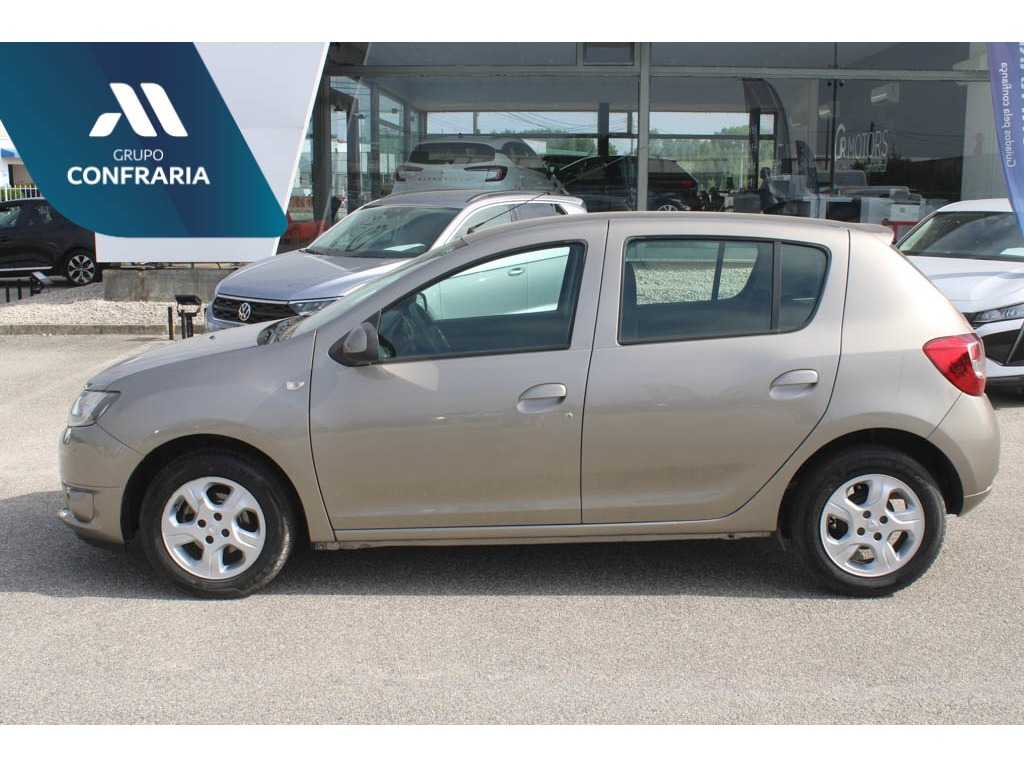 dacia-sandero-2015-diesel-1461cc