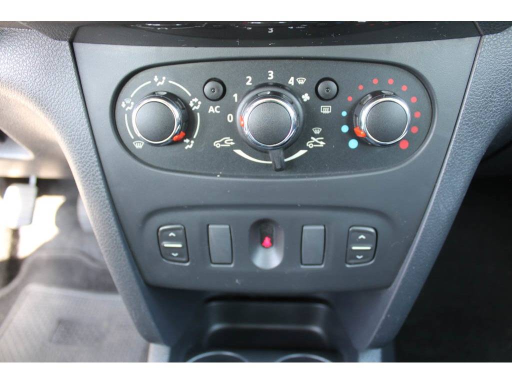 dacia-sandero-2015-diesel-1461cc