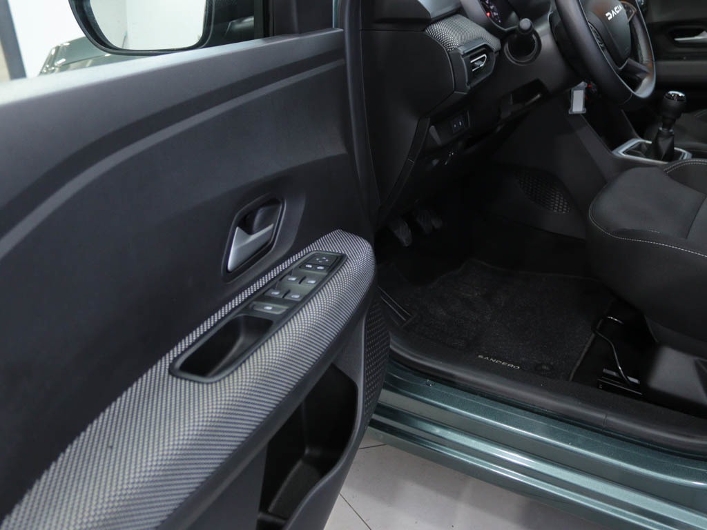 dacia-sandero-2025-gpl-999cc
