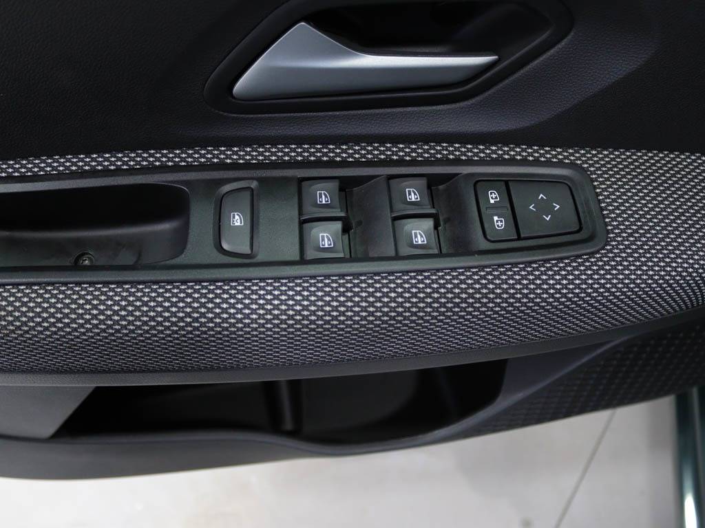 dacia-sandero-2025-gpl-999cc