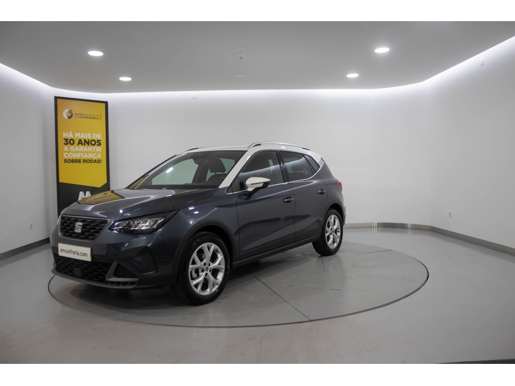 seat-arona-2023-gasolina-999cc