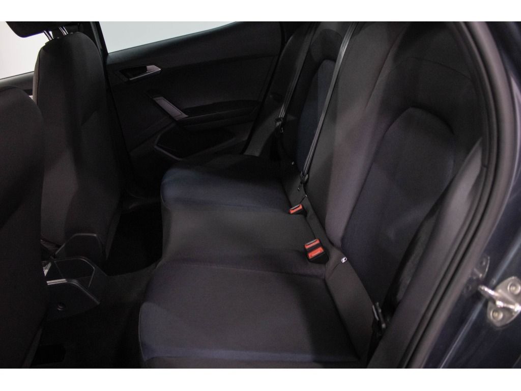 seat-arona-2023-gasolina-999cc