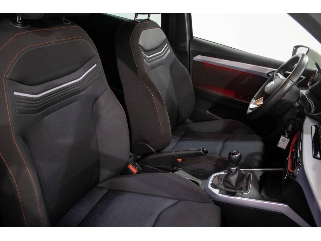 seat-arona-2023-gasolina-999cc