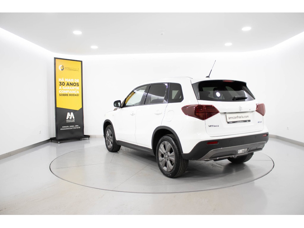 suzuki-vitara-2024-hibrido-a-gasolina-1373cc