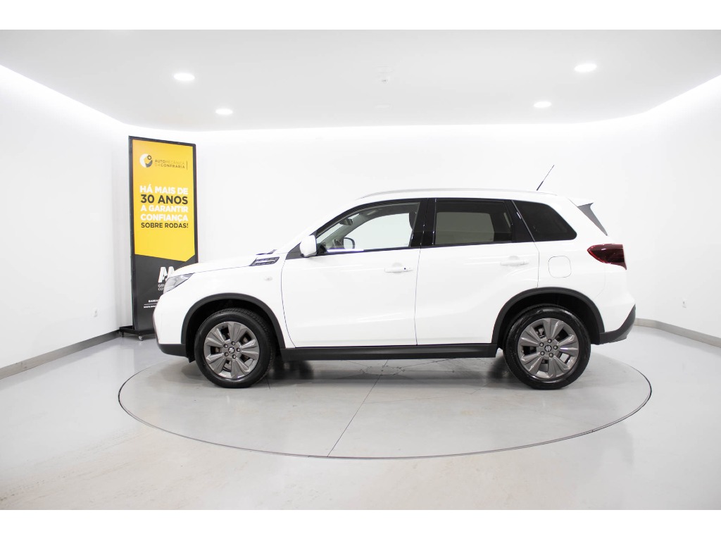 suzuki-vitara-2024-hibrido-a-gasolina-1373cc