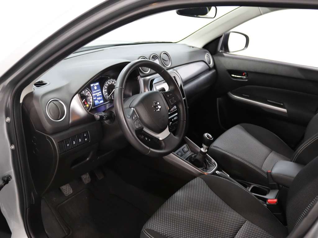 suzuki-vitara-2024-hibrido-a-gasolina-1373cc