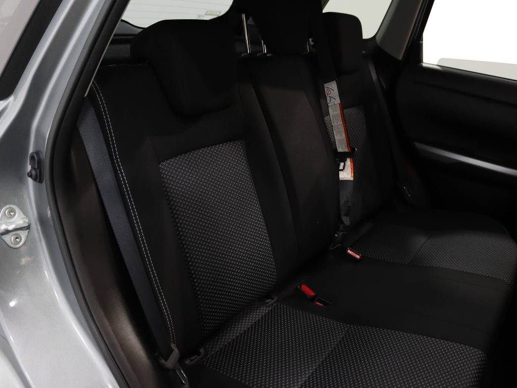suzuki-vitara-2024-hibrido-a-gasolina-1373cc