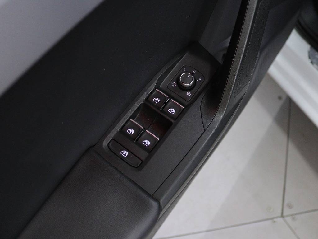 seat-leon-2024-hibrido-1395cc