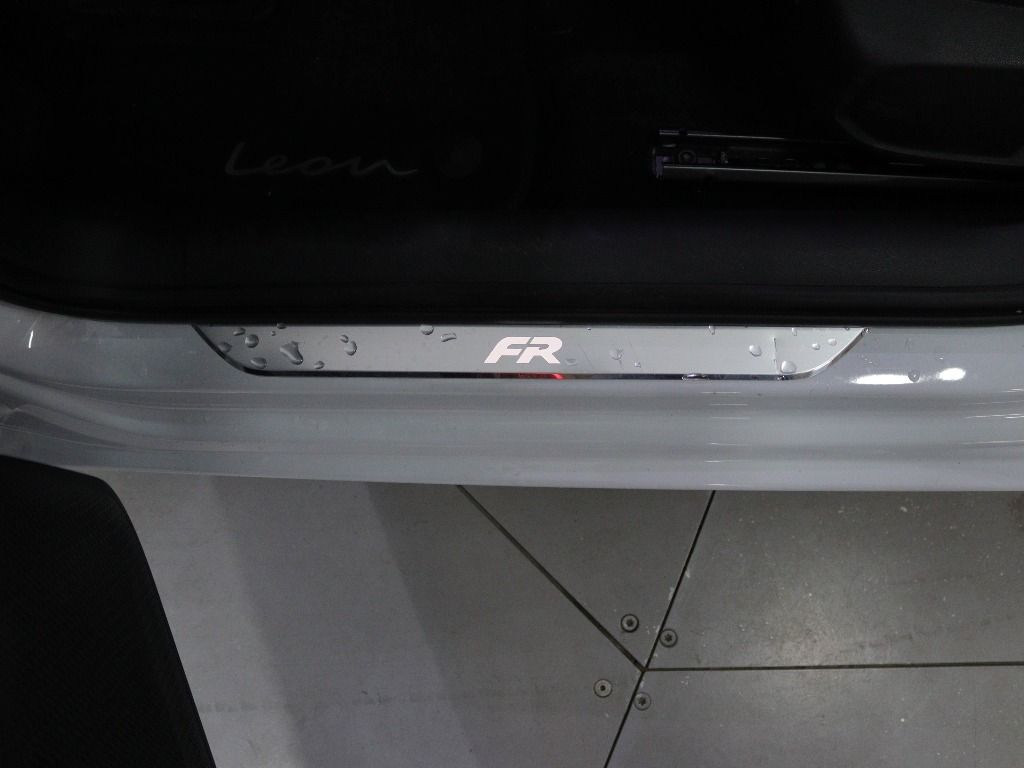 seat-leon-2024-hibrido-1395cc