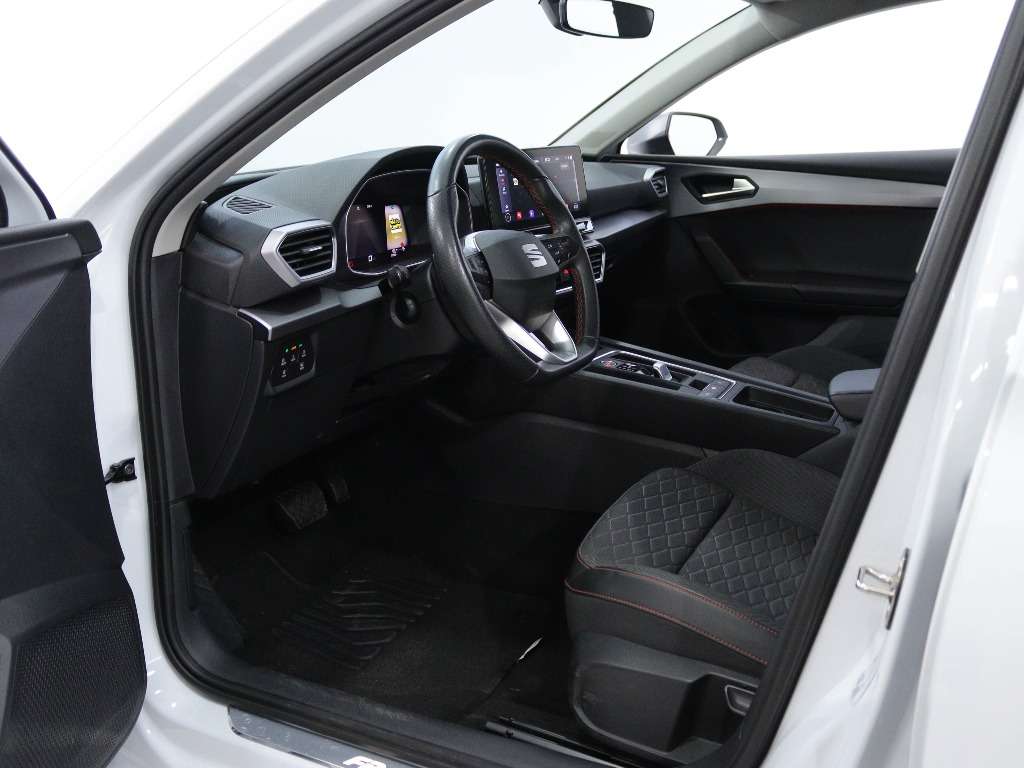seat-leon-2024-hibrido-1395cc