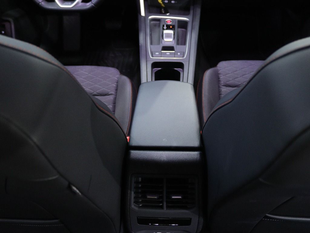 seat-leon-2024-hibrido-1395cc
