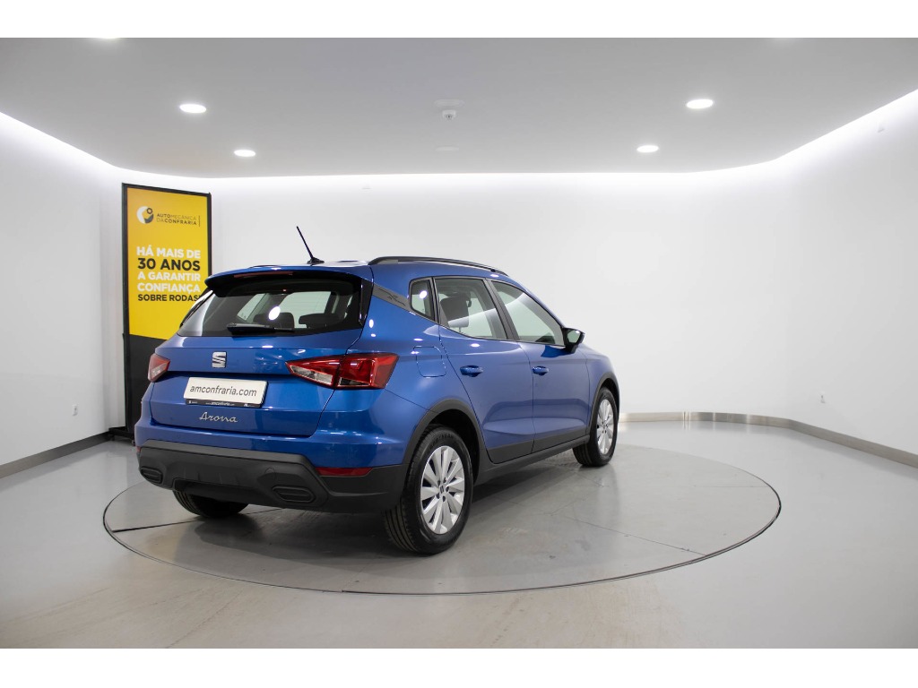seat-arona-2024-gasolina-999cc
