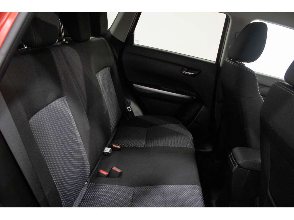 suzuki-vitara-2024-gasolina-1373cc