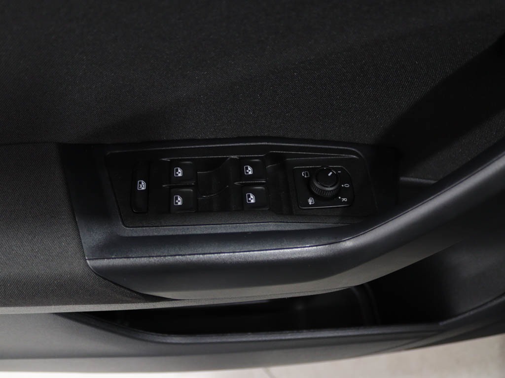 volkswagen-t-roc-2025-gasolina-999cc