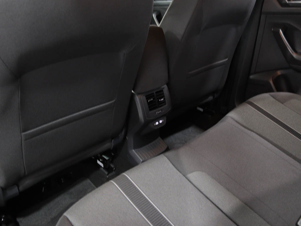 volkswagen-t-roc-2025-gasolina-999cc