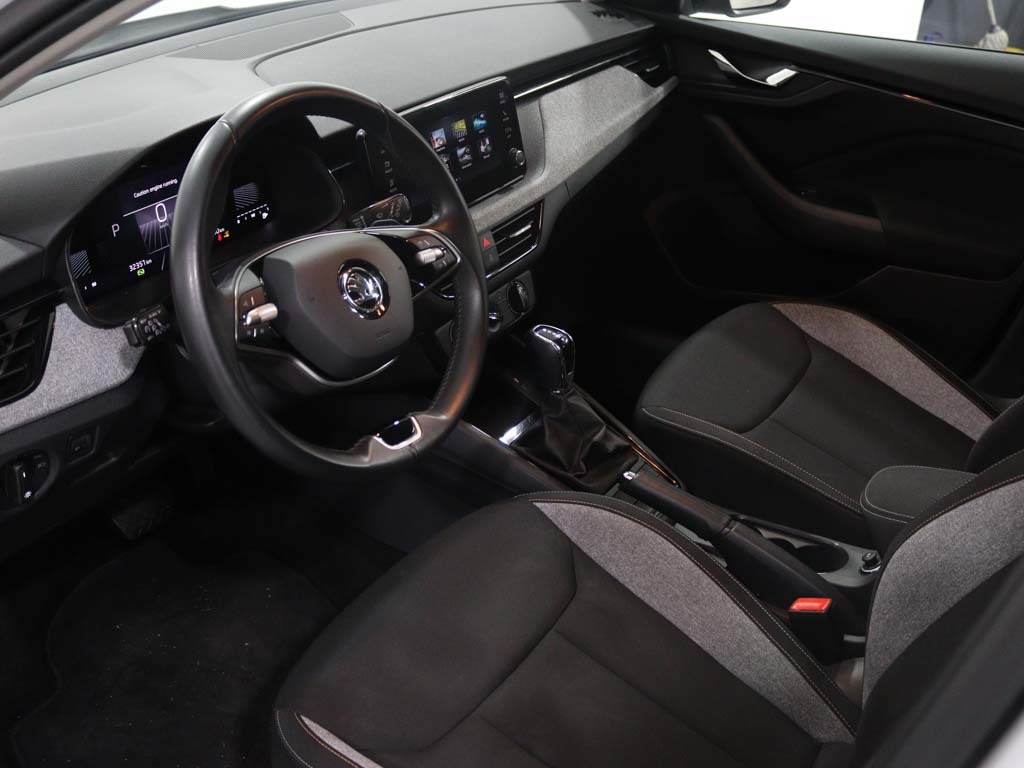 skoda-kamiq-2024-gasolina-999cc