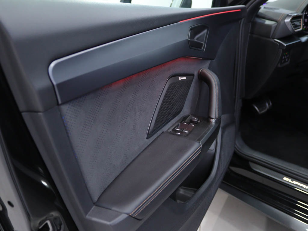 cupra-leon-sportstourer-2024-gasolina-1498cc