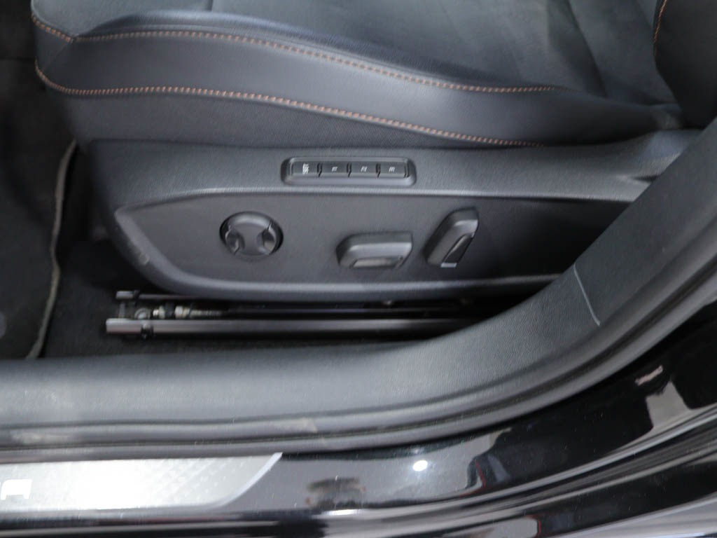cupra-leon-sportstourer-2024-gasolina-1498cc