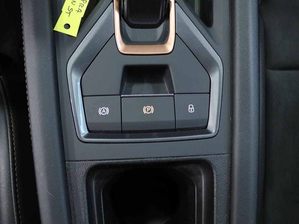 cupra-leon-sportstourer-2024-gasolina-1498cc