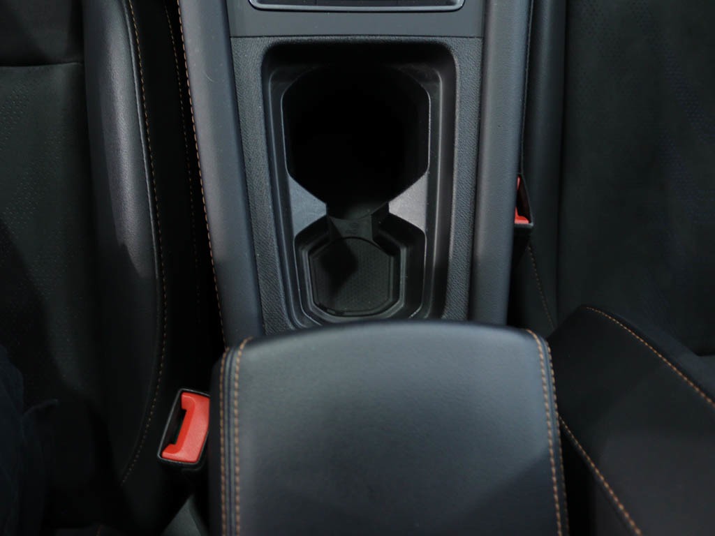 cupra-leon-sportstourer-2024-gasolina-1498cc