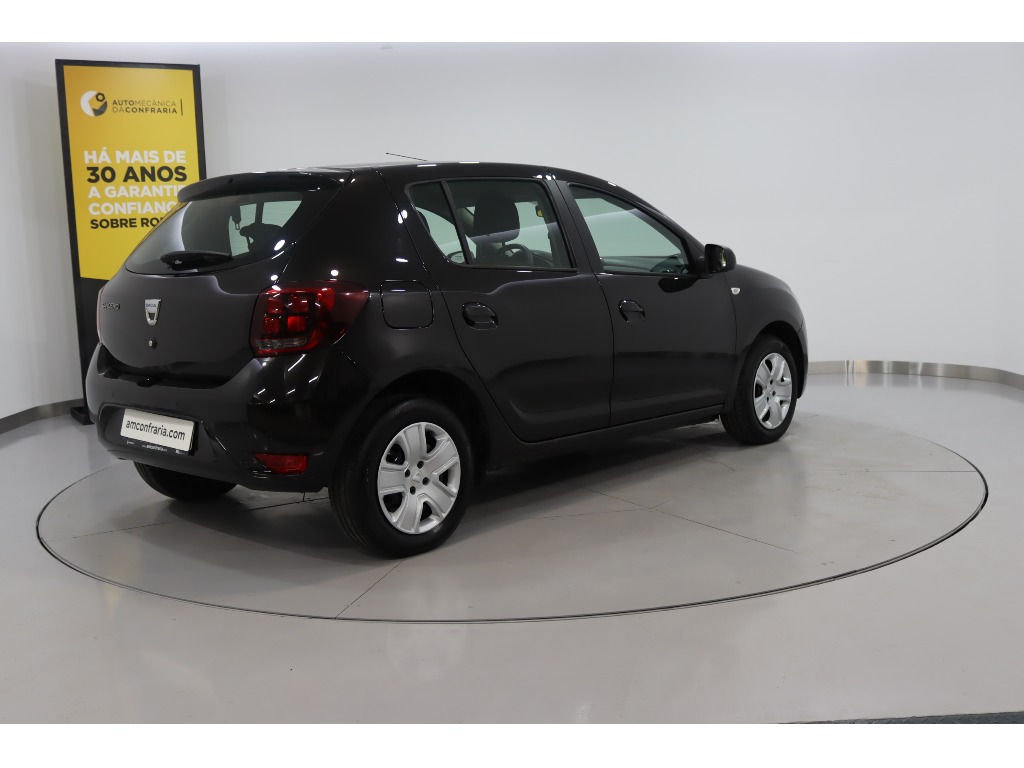 dacia-sandero-2021-diesel-0cc