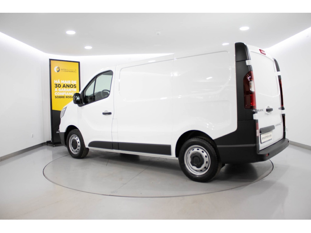 renault-trafic-2024-diesel-1997cc