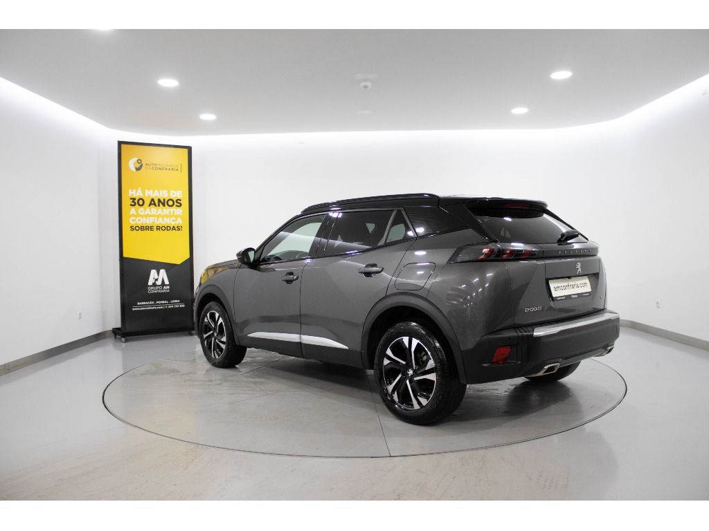 peugeot-2008-2023-gasolina-1199cc