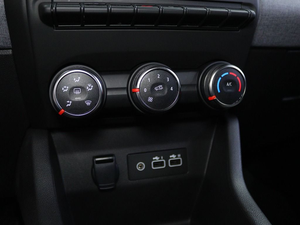 renault-clio-2024-gpl-999cc