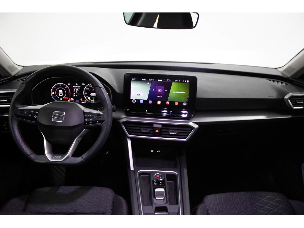 seat-leon-st-2024-hibrido-1395cc