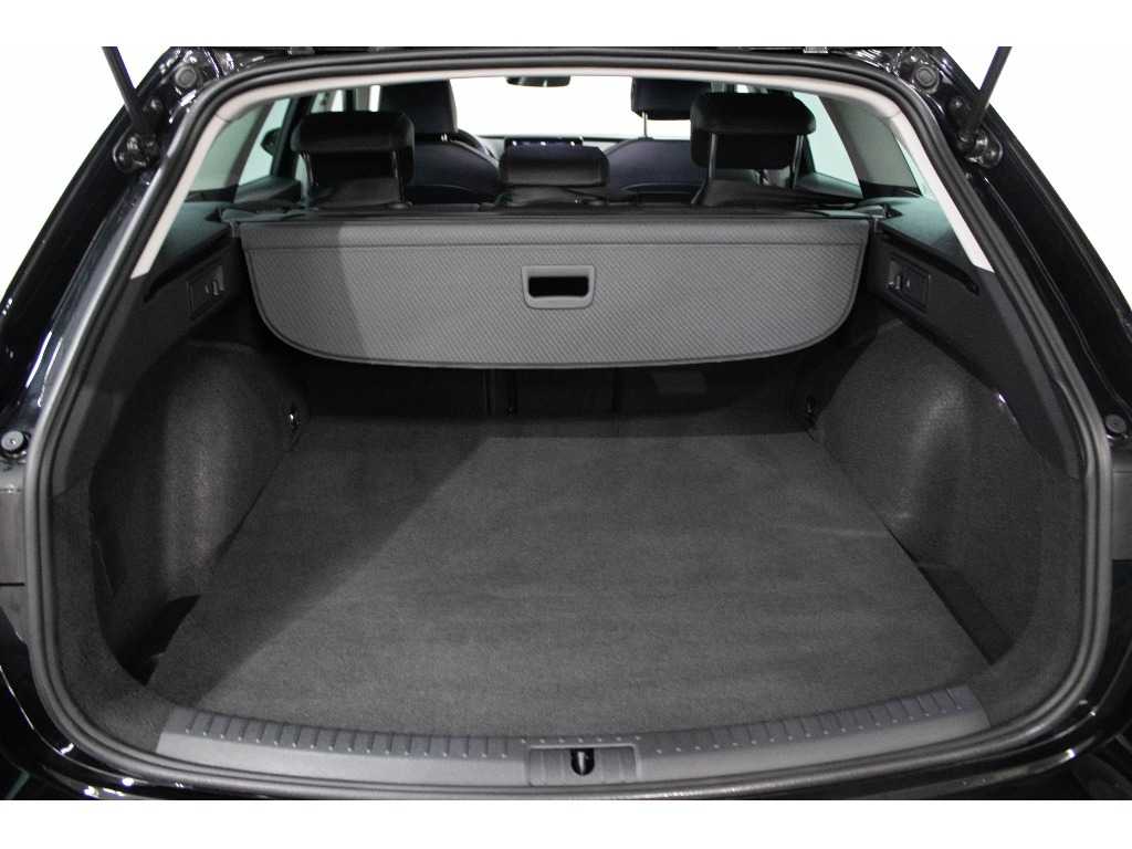 seat-leon-st-2024-hibrido-1395cc