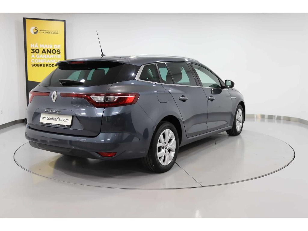 renault-megane-sport-tourer-2020-diesel-1461cc