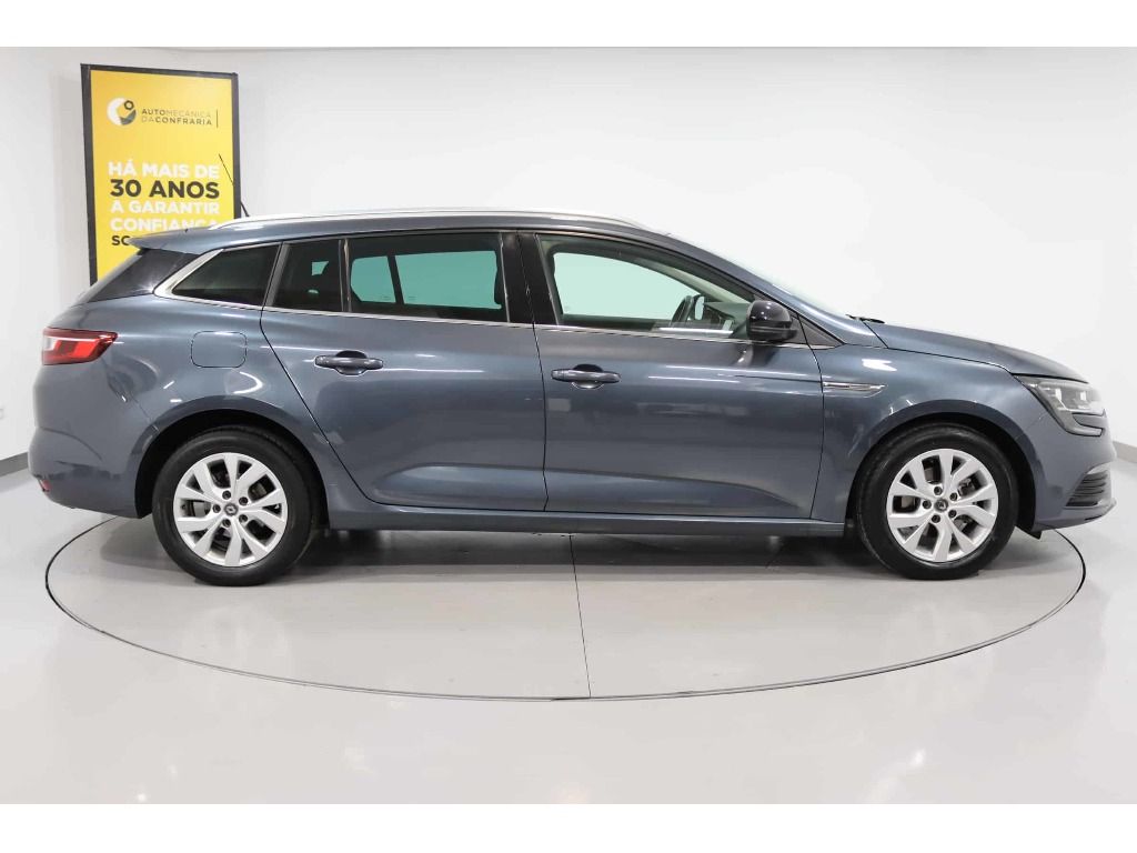 renault-megane-sport-tourer-2020-diesel-1461cc