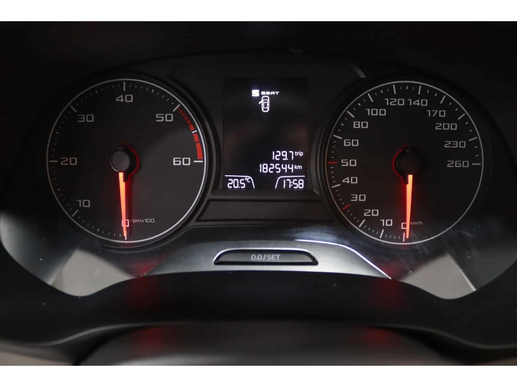 seat-leon-st-2014-diesel-1598cc