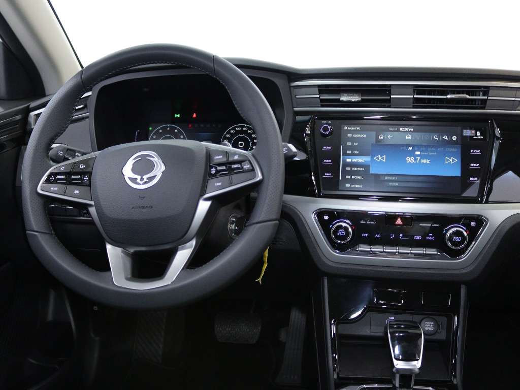 kgm-korando-2026-gasolina-1497cc