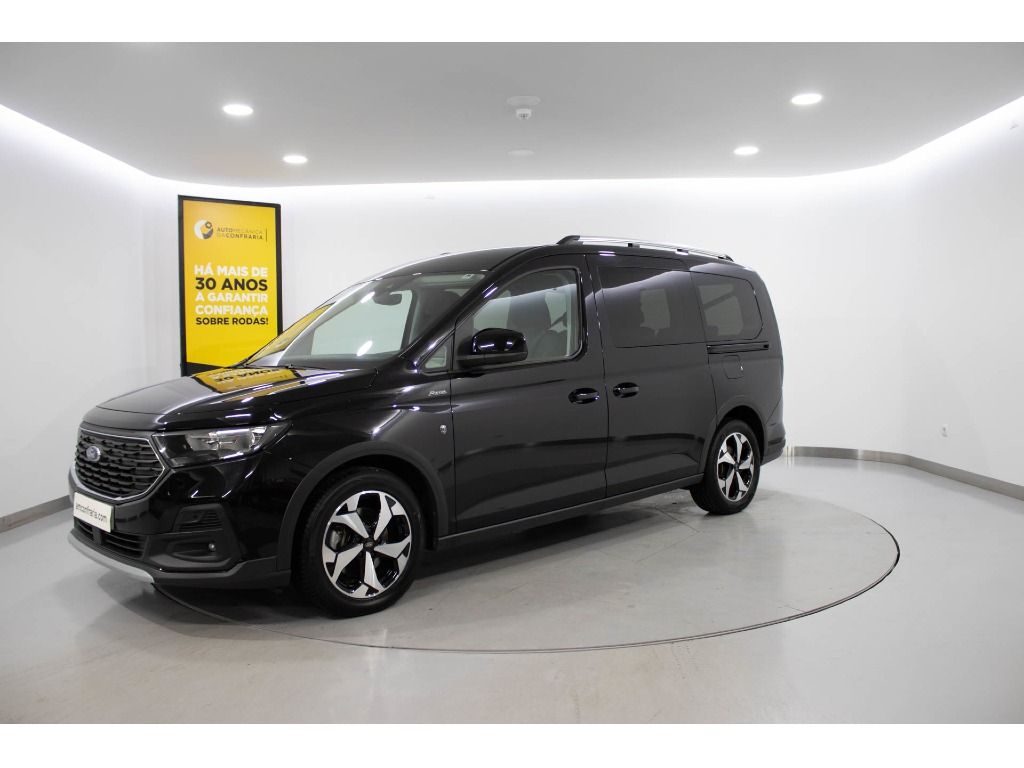 ford-tourneo-2023-gasolina-1498cc