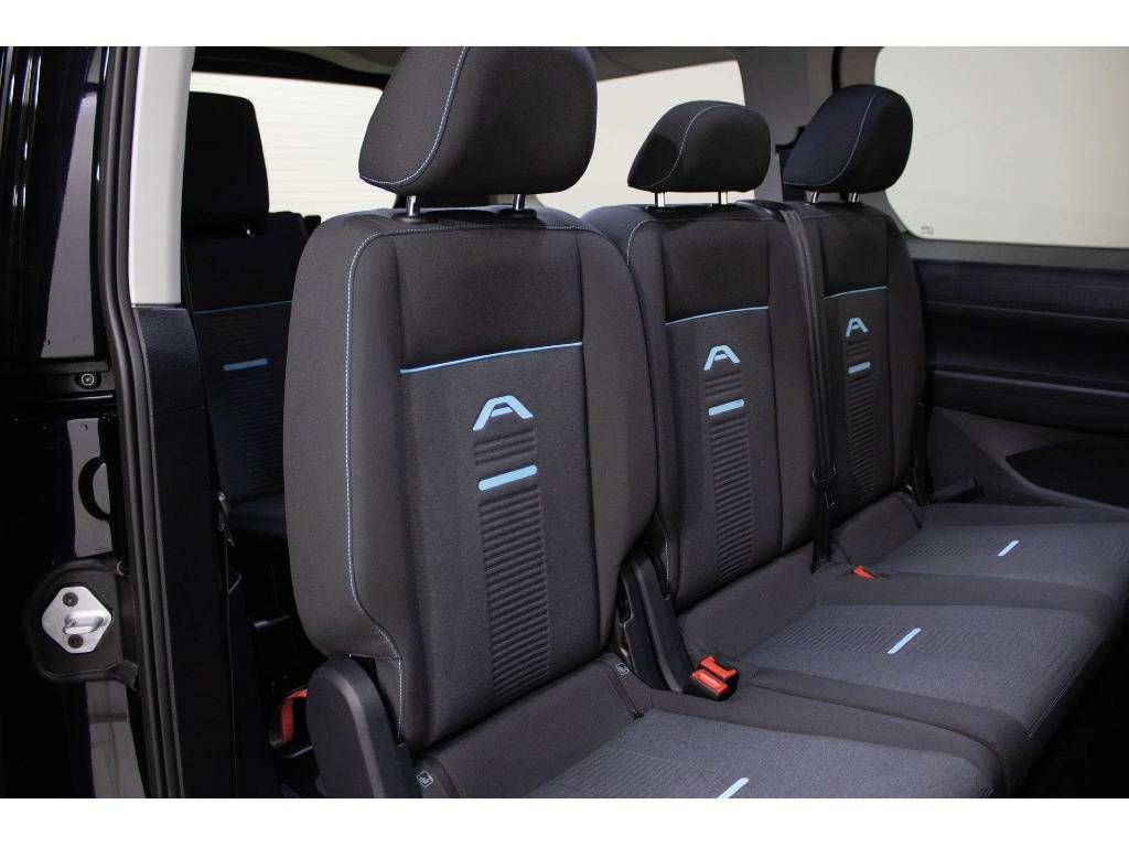 ford-tourneo-2023-gasolina-1498cc