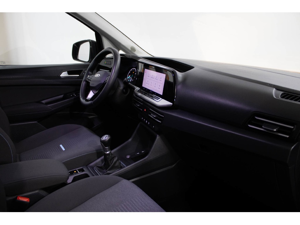 ford-tourneo-2023-gasolina-1498cc