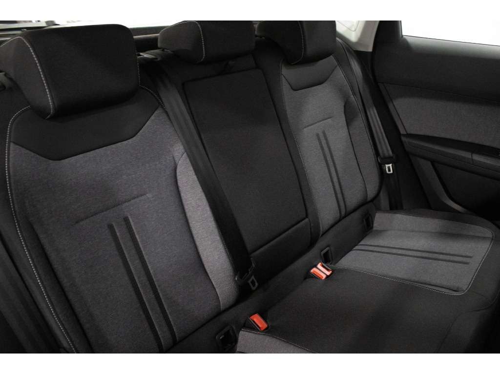seat-ateca-2025-gasolina-999cc