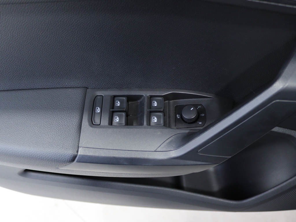 seat-ibiza-2025-gasolina-999cc