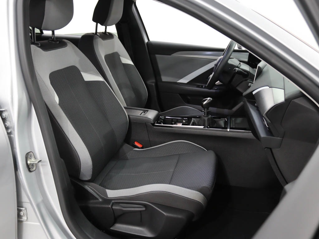 opel-astra-2022-gasolina-1199cc