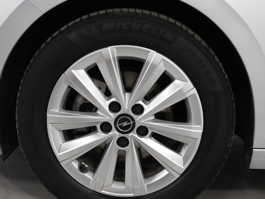 opel-astra-2022-gasolina-1199cc