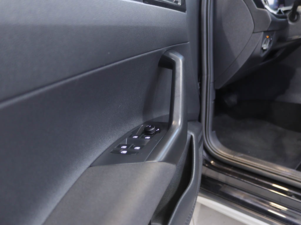 volkswagen-taigo-2025-gasolina-999cc