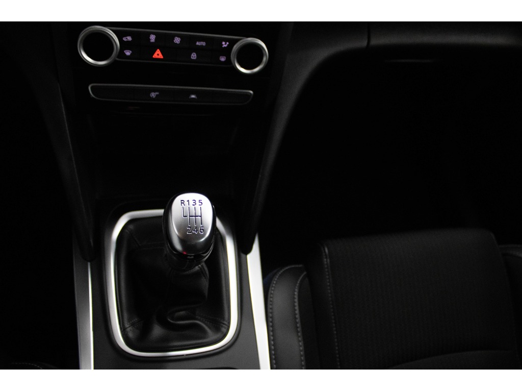 renault-megane-sport-tourer-2023-diesel-1461cc
