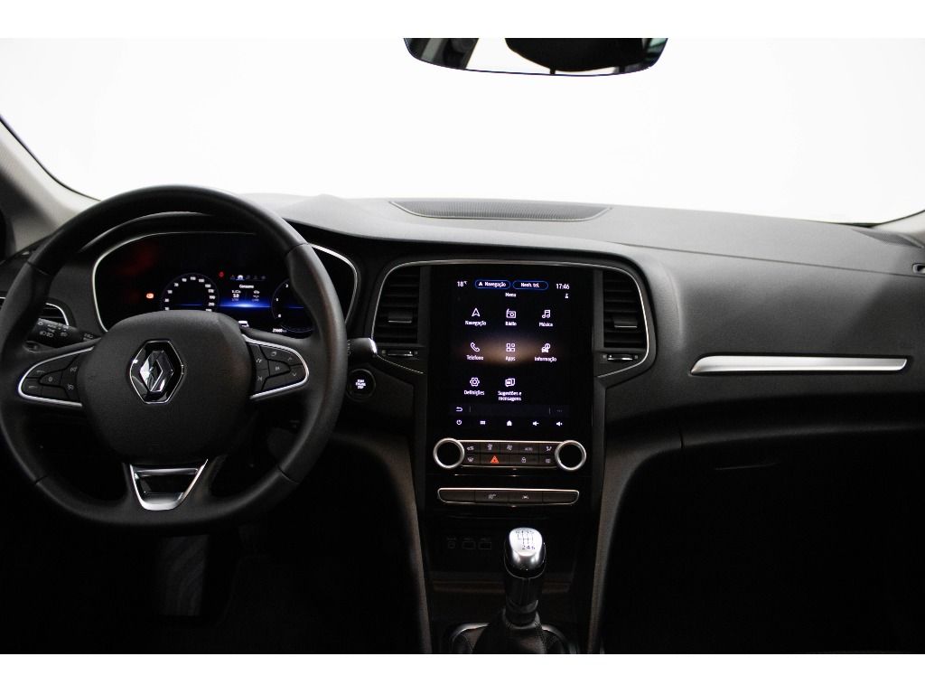 renault-megane-sport-tourer-2023-diesel-1461cc