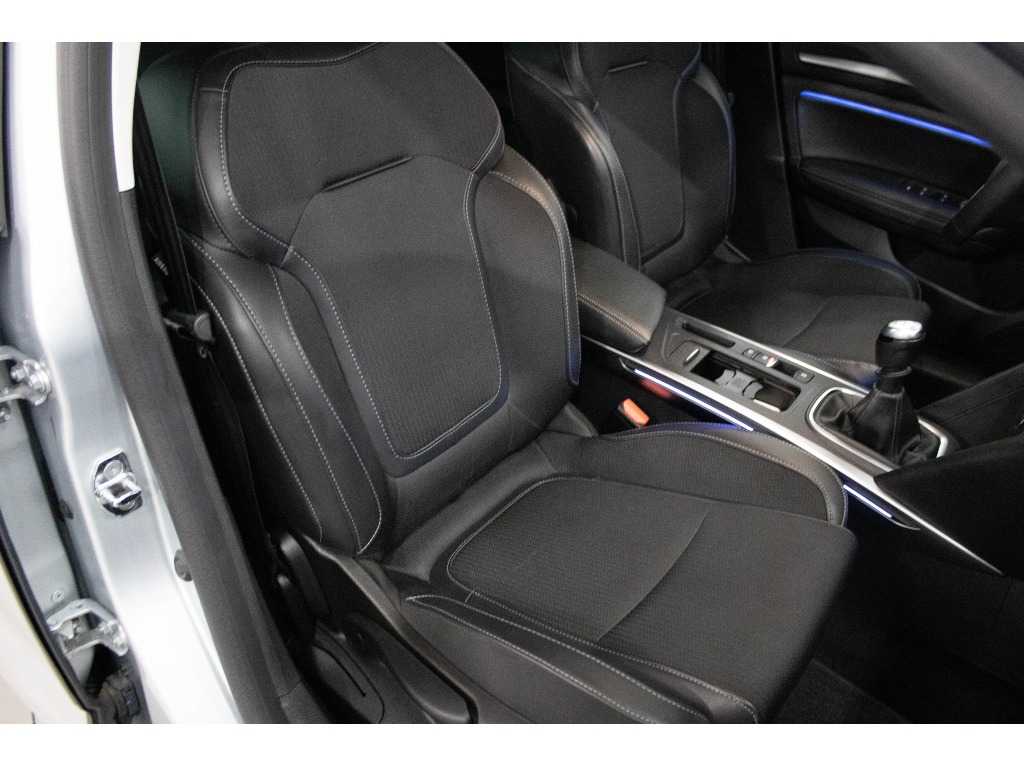 renault-megane-sport-tourer-2023-diesel-1461cc